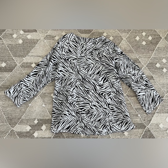 Cynthia Rowley Linen Button-Up Tunic Shirt, NWT, Size 1X, Zebra Print - Picture 4 of 5